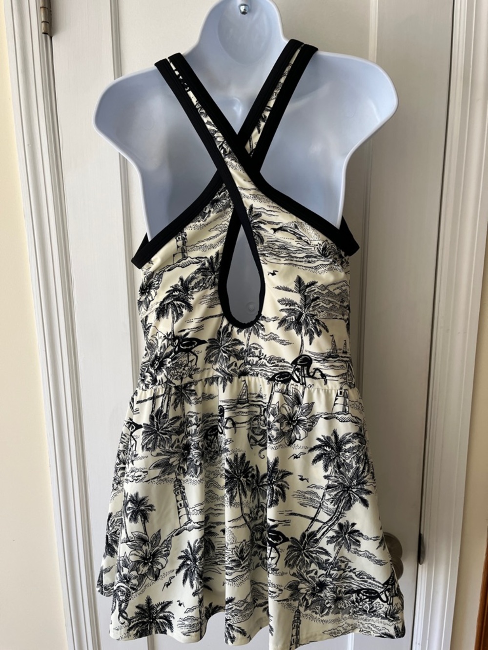 NWOT Lands' End Skirted Tugless High Neck Swim Dress 1 Piece Print 18W Support - Picture 8 of 17